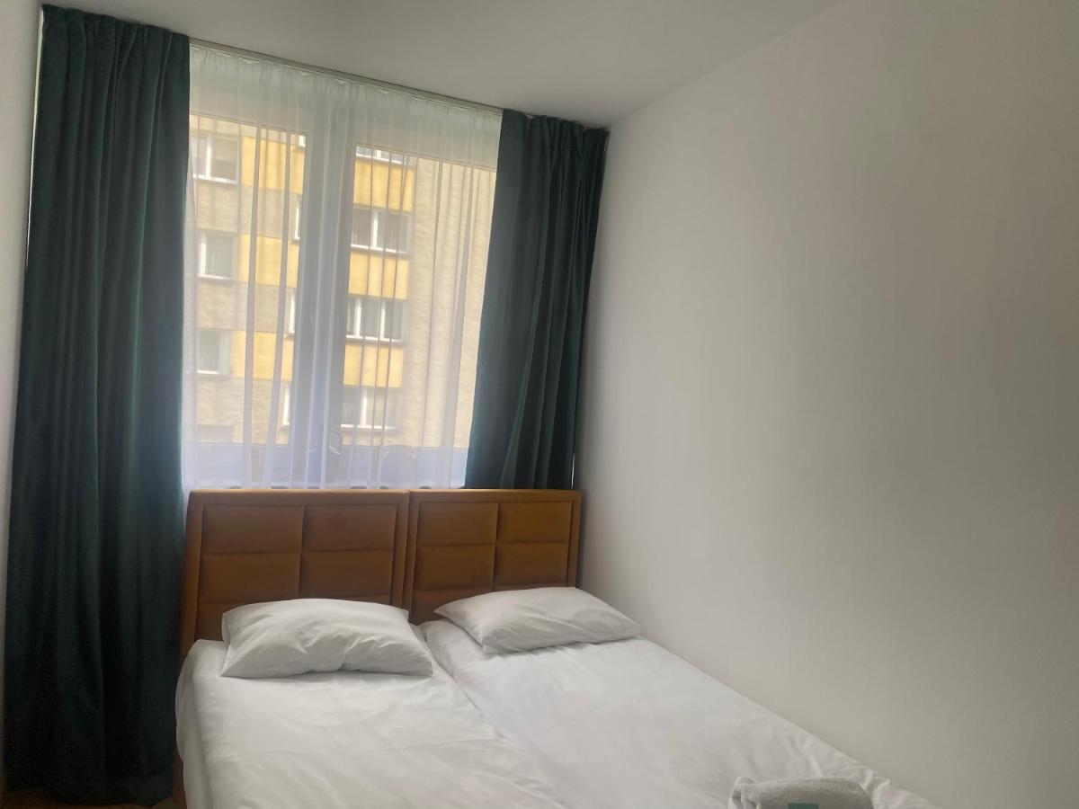 דירות פולניסה-ז'דוז' Apartament Centrum מראה חיצוני תמונה